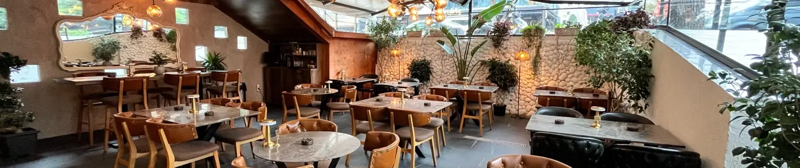 Rruga Cocktails and Food